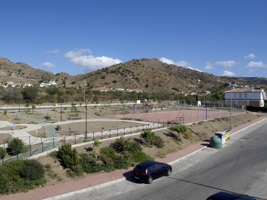 Hostal La Molina Алора Екстериор снимка