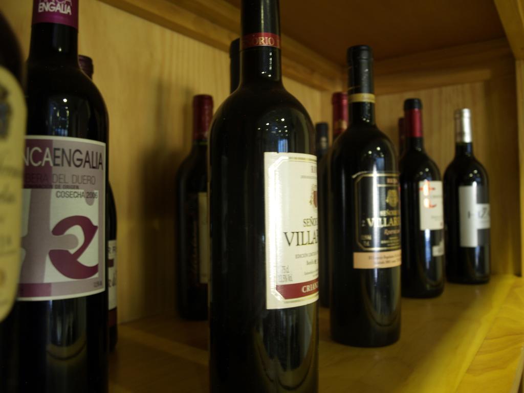 Hostal La Molina Алора Екстериор снимка