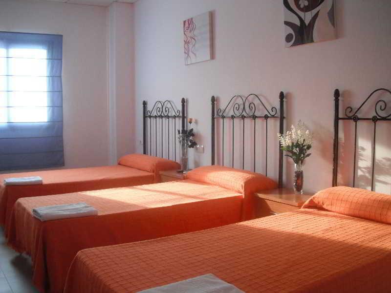 Hostal La Molina Алора Екстериор снимка
