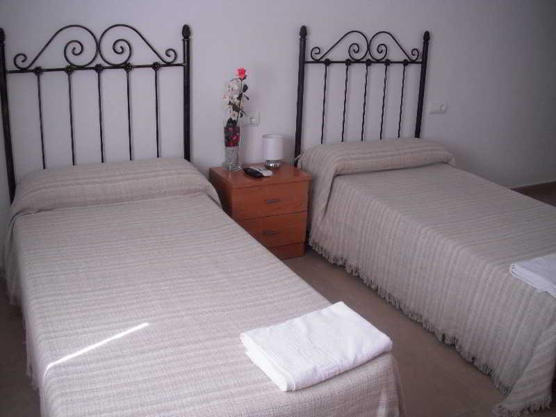 Hostal La Molina Алора Екстериор снимка